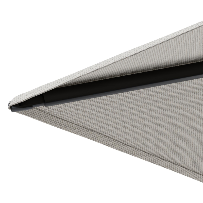 Minore zweefparasol met tiltfunctie in zwart aluminium en Lopi Marble All Weather Sunbrella® Luxe parasoldoek - L1 350 x L2: 350 cm met parasolvoet Minore 260 kg met wielen