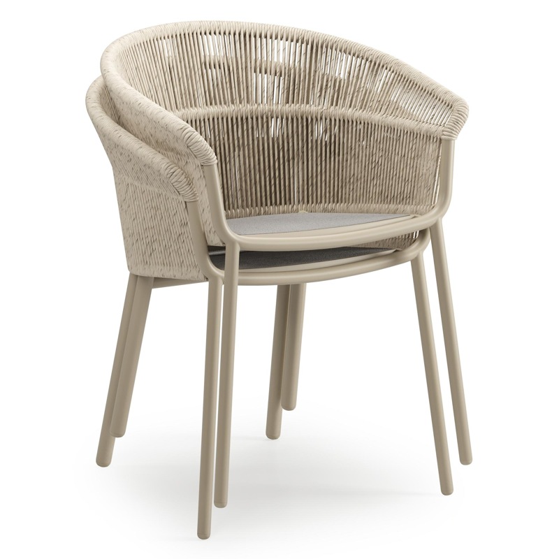 Matera tuinstoel in beige aluminium en beige gedraaide ronde wicker met kussen in rustic weather+ softtouch