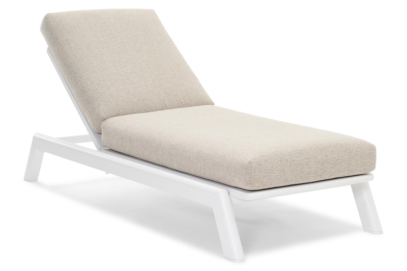 Cirello verstelbaar ligbed met pompsysteem in wit aluminium met marbella beige all weather cosytica kussen