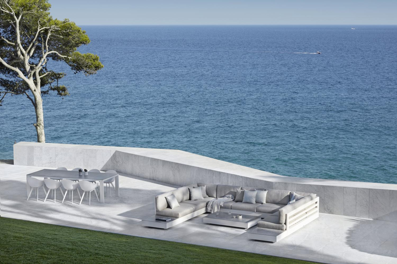 Como loungebank in wit aluminium met madagascar burch all weather cosytica kussen