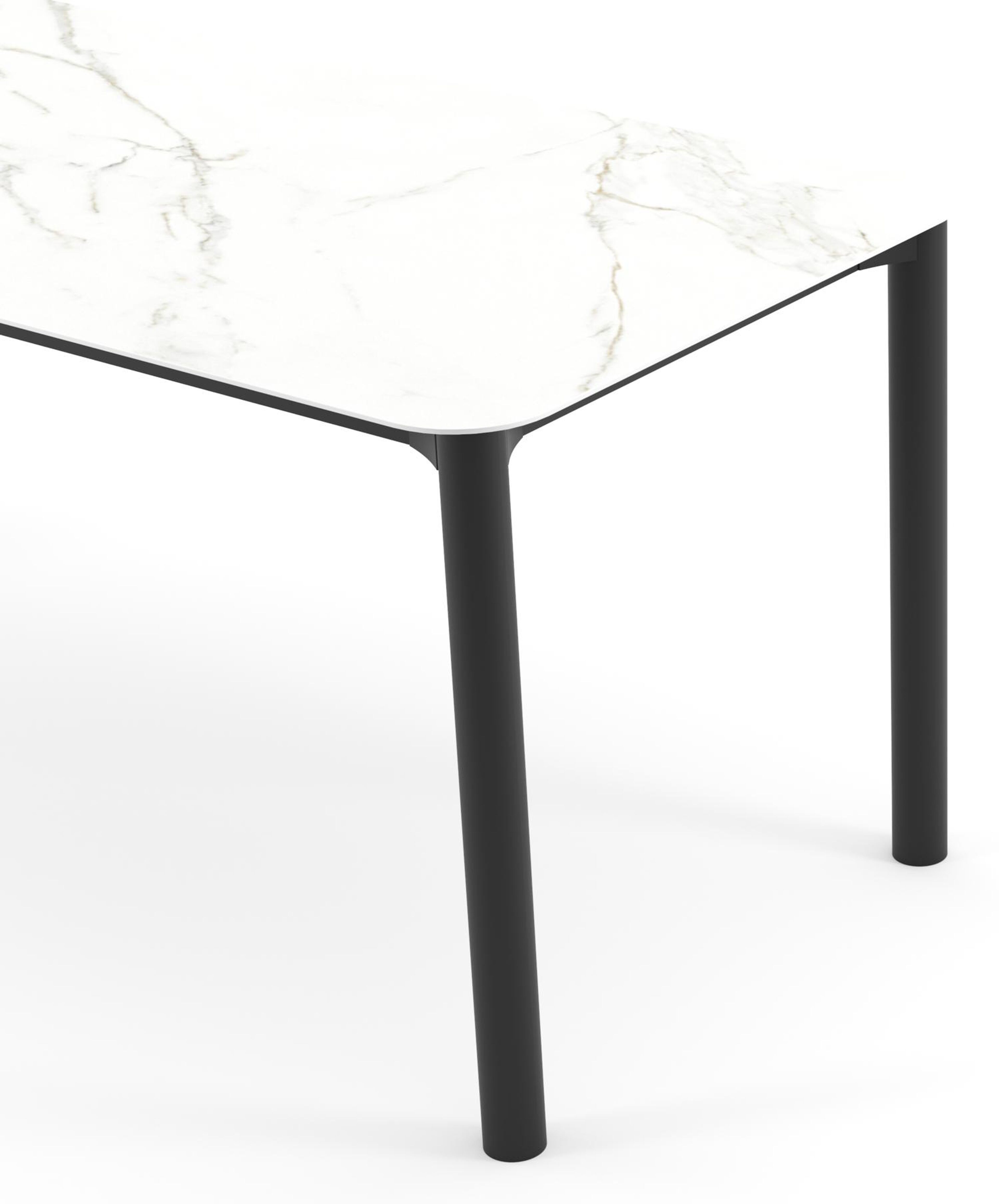 Table de jardin Orso rectangulaire arrondi en aluminium noir et céramique pleine Calacatta - Lg. 200 x Lrg. 80 x Haut. 75 cm
