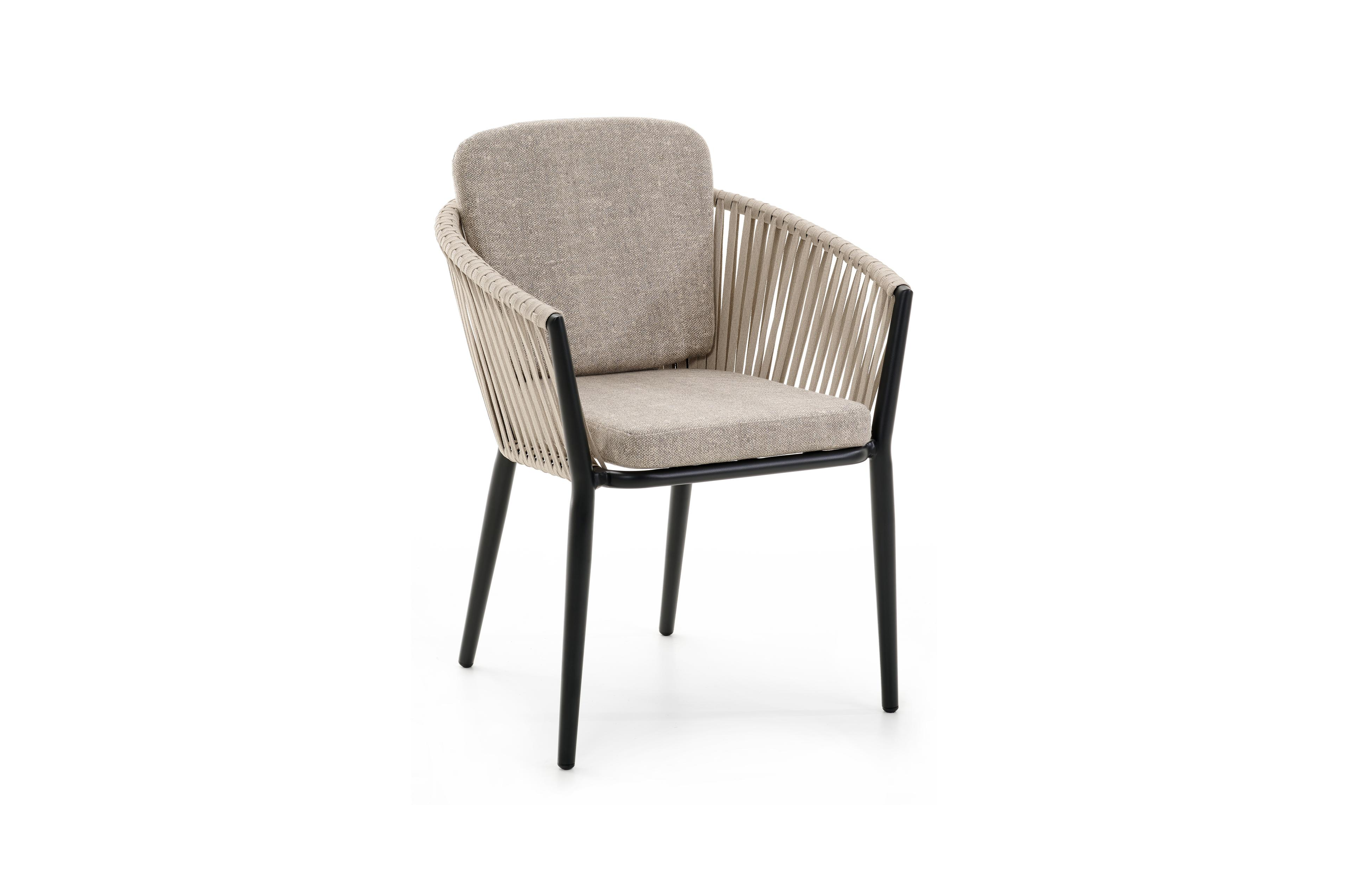 Orso tuinstoel in zwart aluminium en beige verticaal geweven rope met kussen in chartres pewter all weather sunbrella® luxe