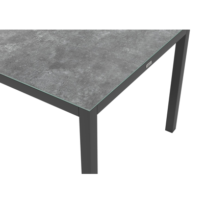 Feltro tuinset in zwart aluminium en grijs keramisch glas tafelblad met 4 Rivo tuinstoelen