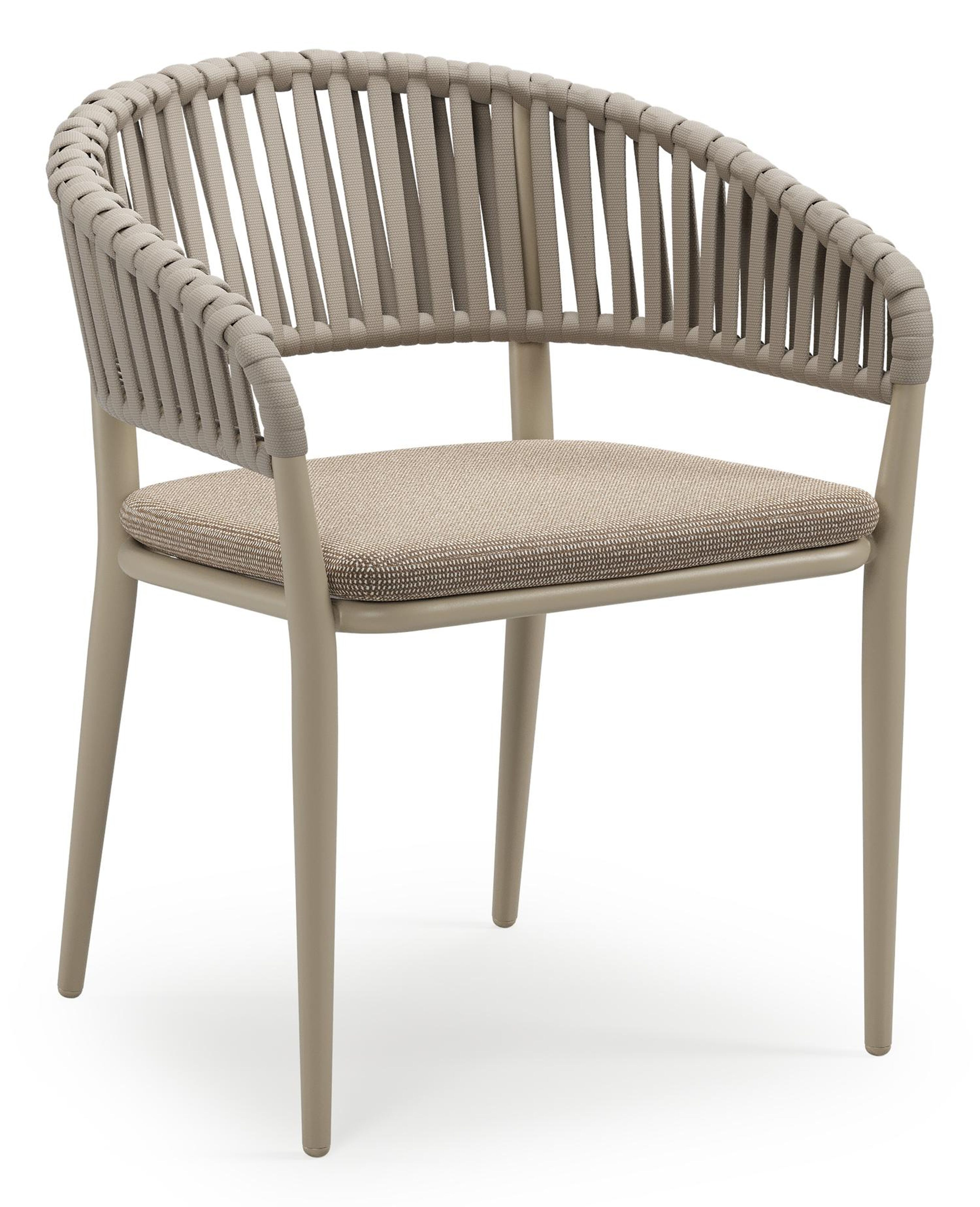 Tolfa stapelbare tuinstoel in beige aluminium en beige verticaal geweven luxe vlakke brede rope met stoelkussen in All Weather Solica Firenze Earth