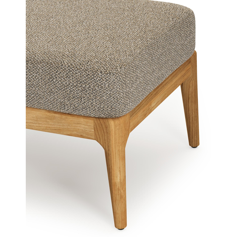 Orso poef in teak met Madagascar Burch all weather cosytica kussen