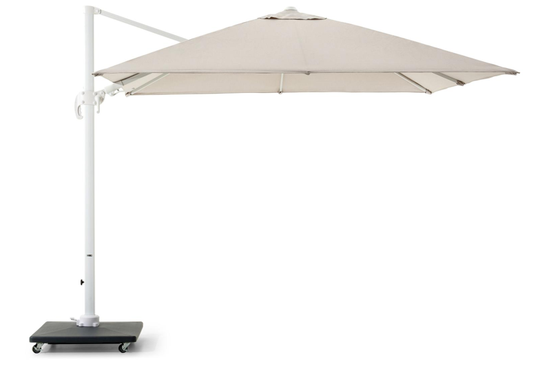 Avola zweefparasol met tiltfunctie in wit aluminium en Natte Graumel Chalk Sunbrella® Premium parasoldoek - L1 300 x L2 300 cm met Avola parasolvoet 90 kg