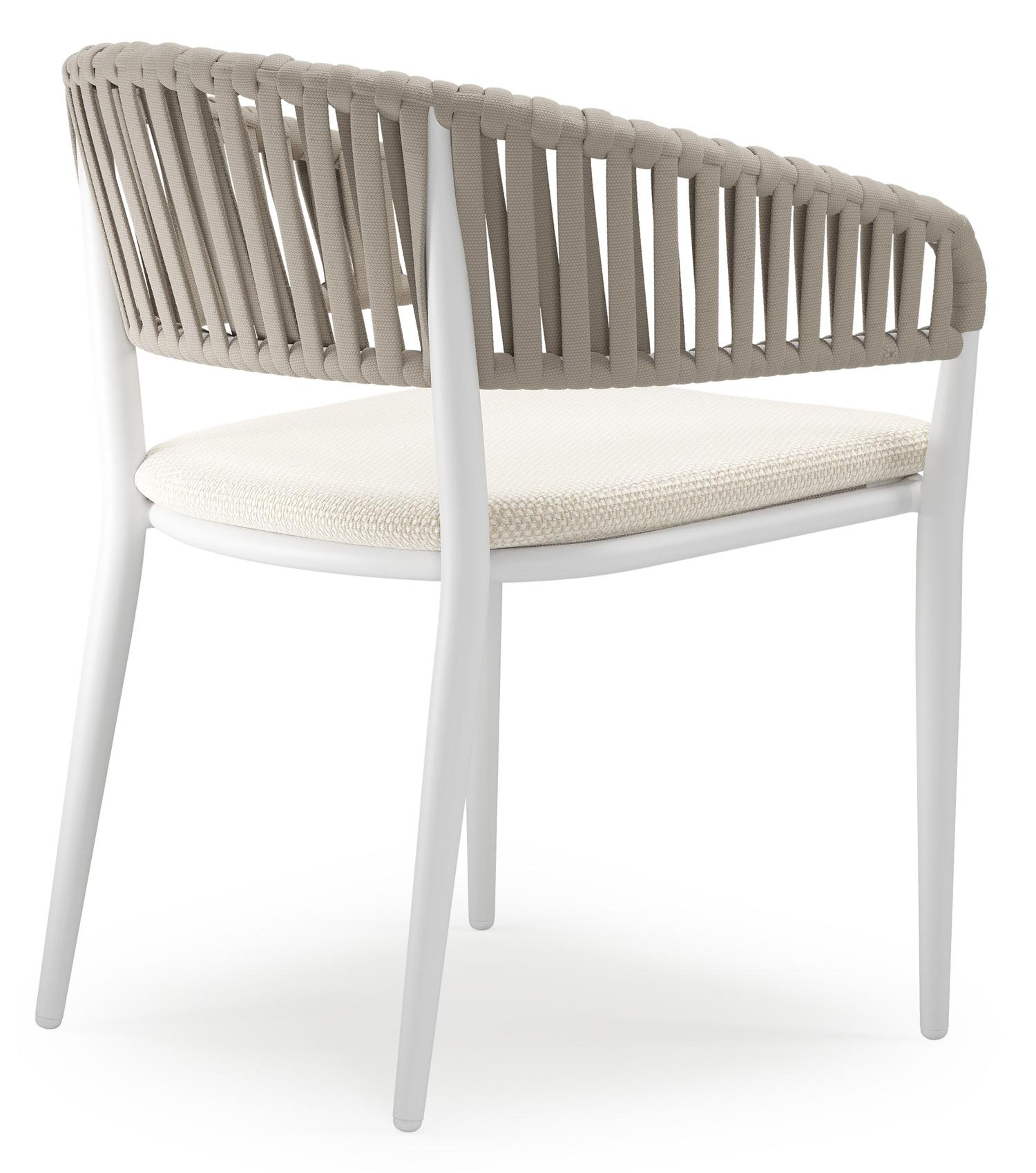 Tolfa stapelbare tuinstoel in wit aluminium en beige verticaal geweven luxe vlakke brede rope met stoelkussen in All Weather Cosytica Althea Off White