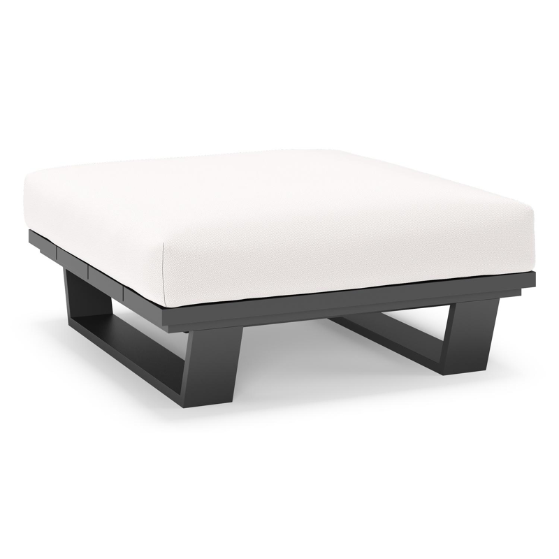 Pagino poef in zwart aluminium met savane whisper all weather sunbrella® luxe kussen