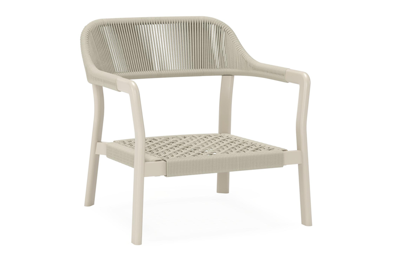 Tamariu loungestoel in beige aluminium en beige verticaal geweven ronde rope met rustic weather+ softtouch kussen