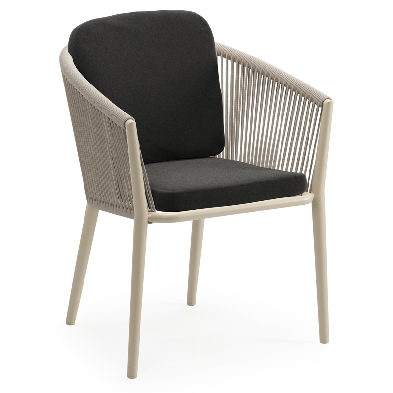 Chaise de jardin Orso en aluminium beige et corde ronde tissée verticalement beige avec coussin luxe en All Weather Sunbrella® Luxe Natte Sooty