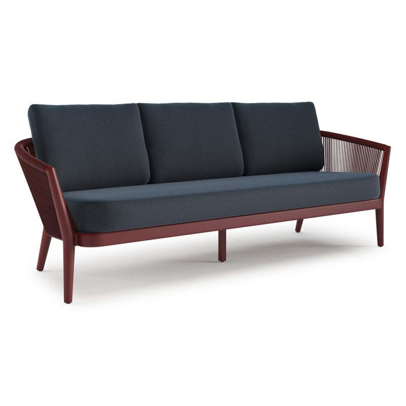 Orso loungebank in ruby aluminium en ruby verticaal geweven ronde rope met Heritage Indigo All Weather Sunbrella® luxe kussen