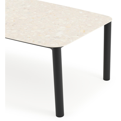 Table de jardin Orso forme de bateau en aluminium noir et céramique pleine Retrostone - Lg. 255 x Lrg. 115 x Haut. 75 cm