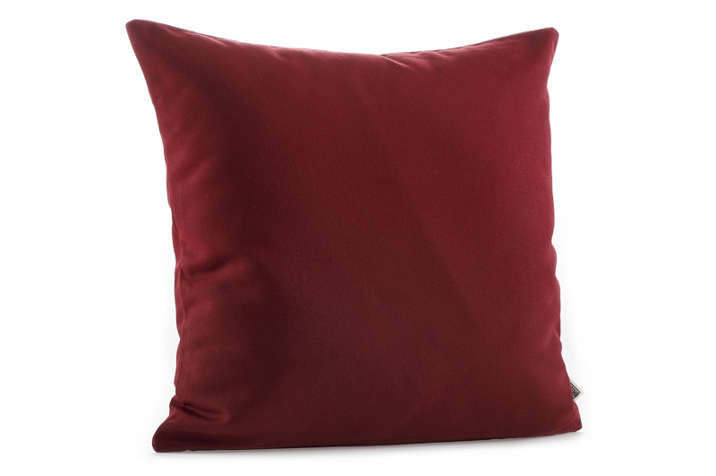 Sierkussen 55 x 55 cm in all weather sunbrella® luxe solid burgundy