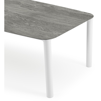 Table de jardin Orso forme de bateau en aluminium blanc et céramique pleine Aspen Grey - Lg. 255 x Lrg. 115 x Haut. 75 cm
