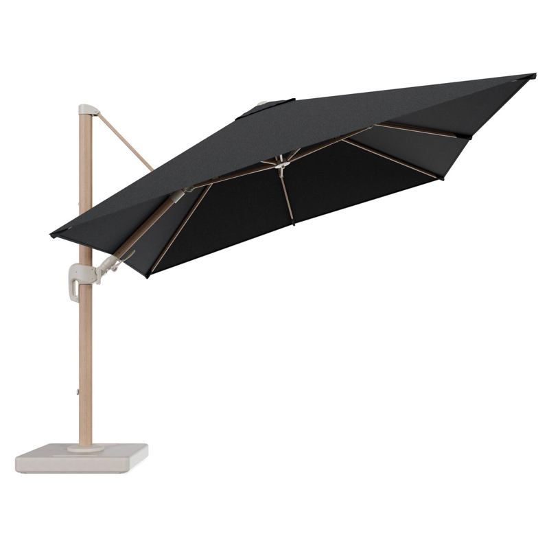 Parasol pendant Rufina avec fonction tilt en aluminium aspect de bois et toile de parasol en All Weather Sunbrella® Luxe Chartres Sooty - Lg.1 300 x Lg.2 300 cm avec pied de parasol Lapido 160 kg