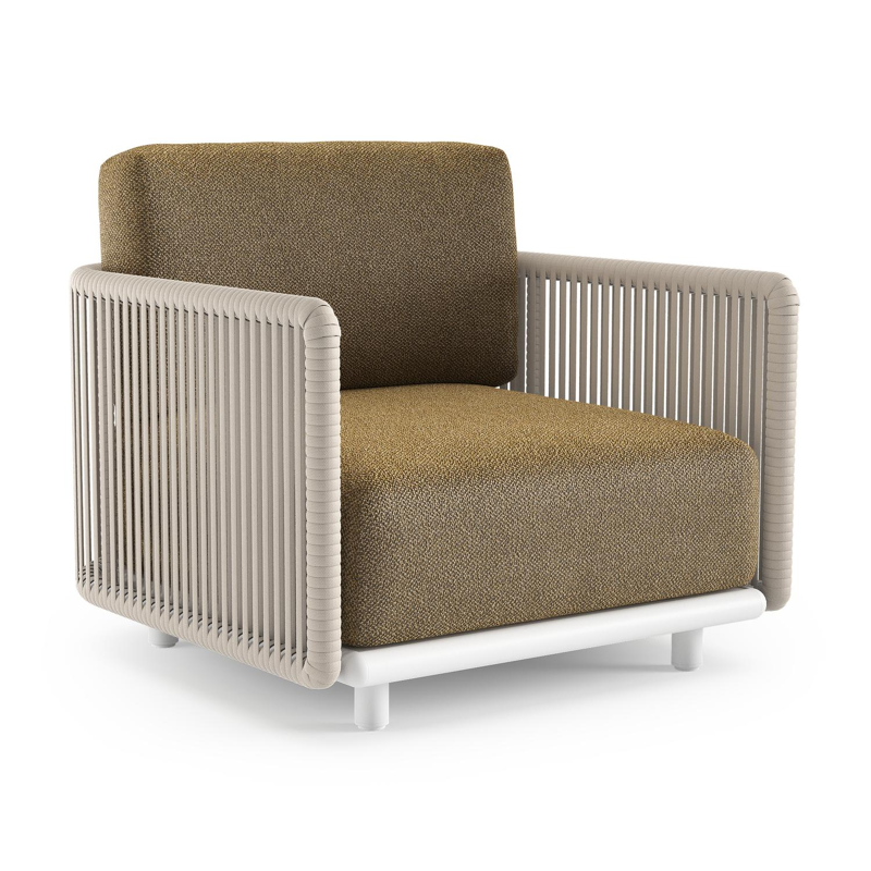 Fauteuil de jardin Organo en aluminium blanc et corde luxe plate tissée verticalement beige et coussin en all weather Cosytica madagascar walnut