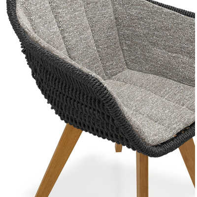 Pagino tuinstoel in teak en zwart ronde wicker met zitkussen in All Weather Sunbrella® Luxe Tundra Pepper