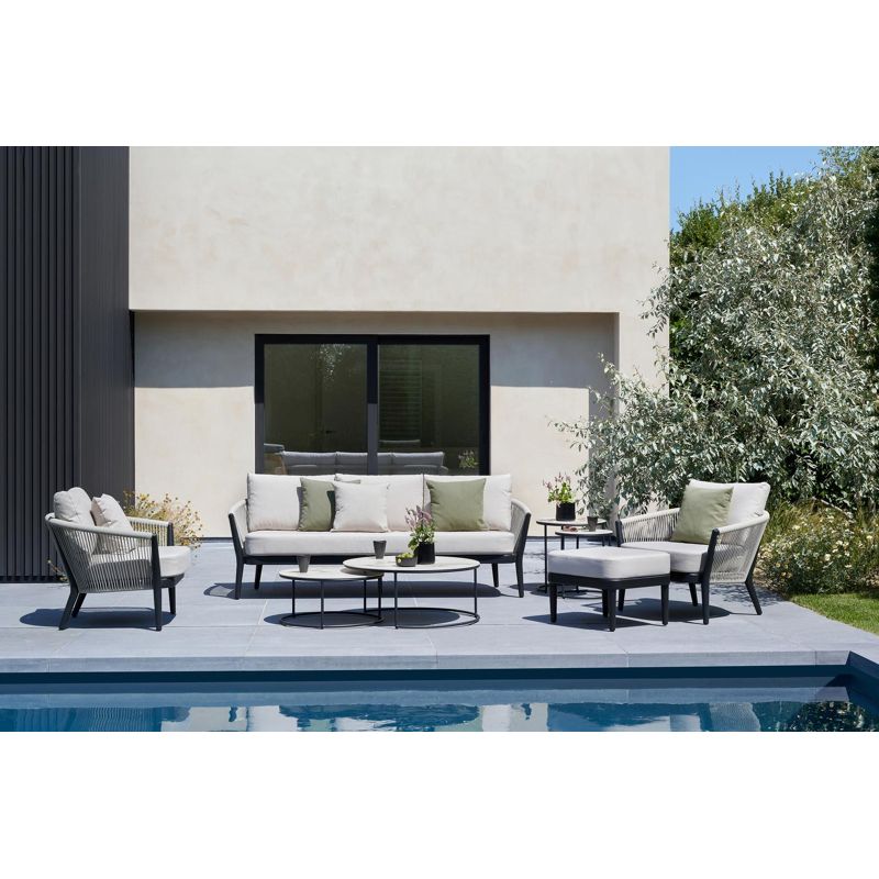 Canapé de jardin Orso en aluminium noir en corde ronde tissée verticalement beige et coussins en all weather sunbrella® luxe Lopi Fossil