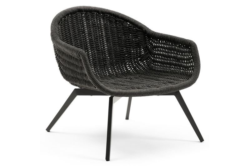 Pagino loungezetel 1-zit in zwart aluminium en zwart wicker