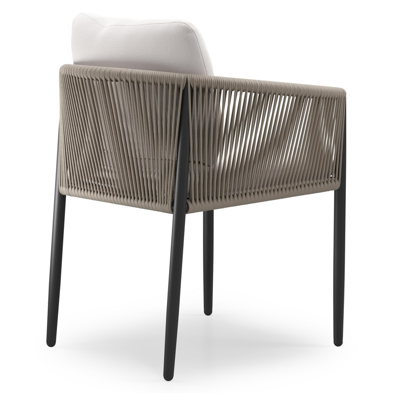 Organo tuinstoel in zwart aluminium en zwart verticaal geweven ronde rope met stoelkussen in All Weather Sunbrella® Luxe Savane Whisper