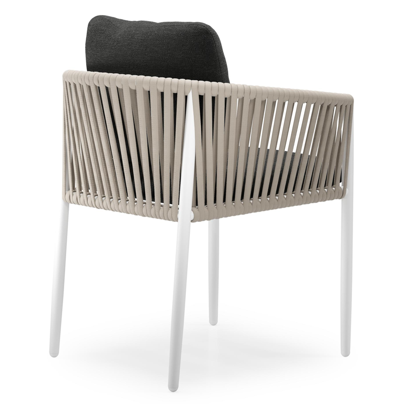 Organo tuinstoel in wit aluminium en beige verticaal geweven luxe vlakke rope met zitkussen in All Weather Sunbrella® Luxe Chartres Sooty