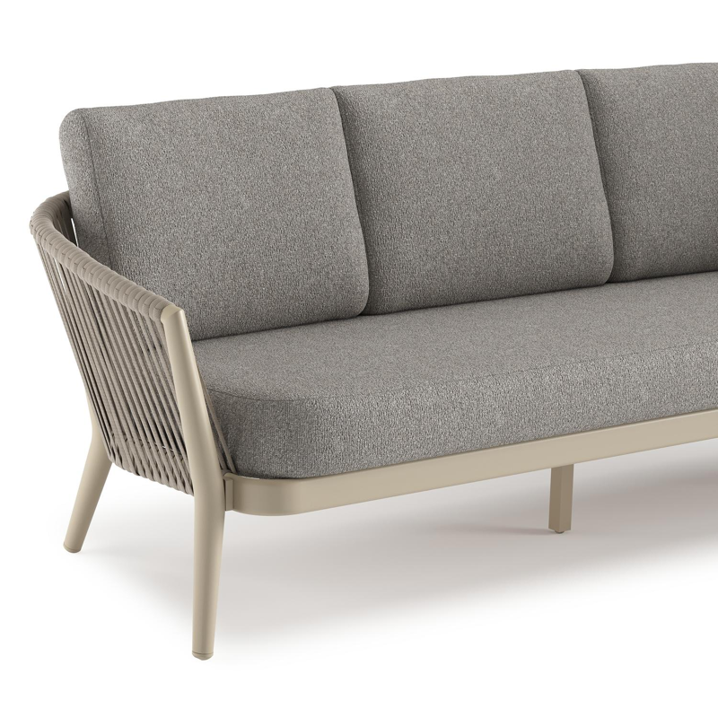 Orso loungebank in beige aluminium en beige verticaal geweven ronde rope met Tundra Charcoal all weather sunbrella® luxe kussen