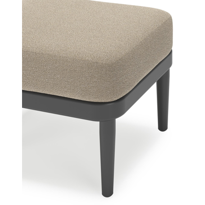 Pouf Orso en aluminium noir et coussins en all weather cosytica Marbella Sand