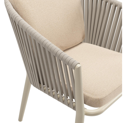 Chaise de jardin Orso en aluminium beige et corde plate tissée verticalement beige avec coussin luxe en All Weather Sunbrella® Luxe Natte Heather Beige