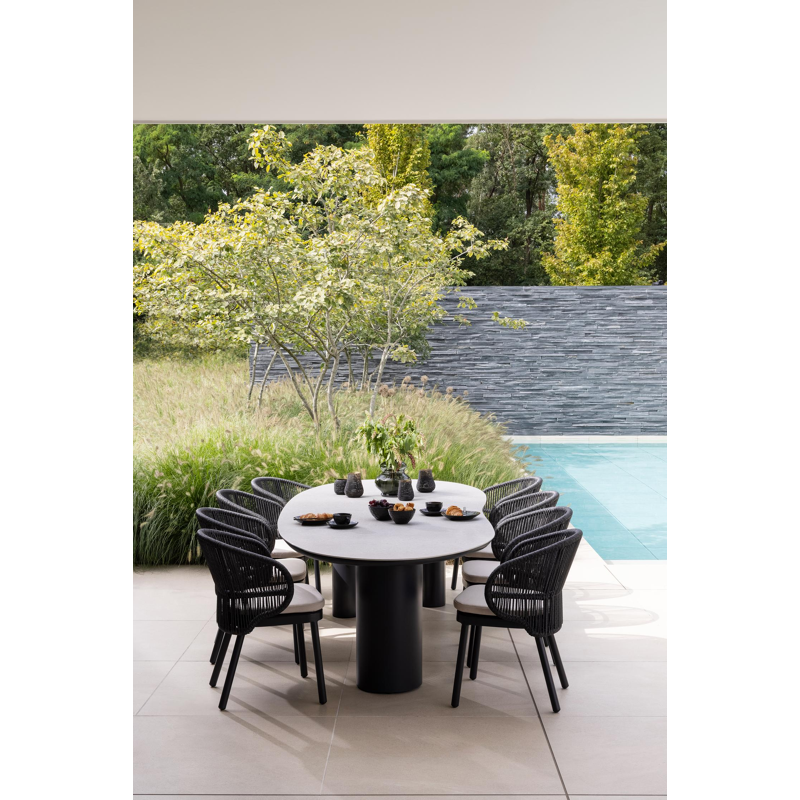 Lugano tuinstoel in zwart aluminium en zwart gedraaide ronde wicker