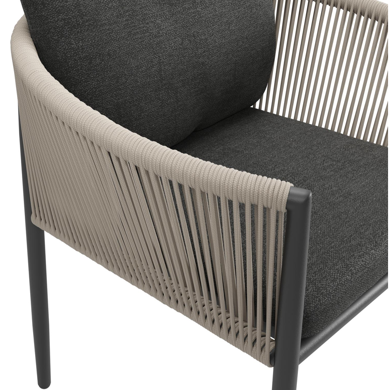 Organo tuinstoel in zwart aluminium en zwart verticaal geweven ronde rope met stoelkussen in All Weather Sunbrella® Luxe Chartres Sooty