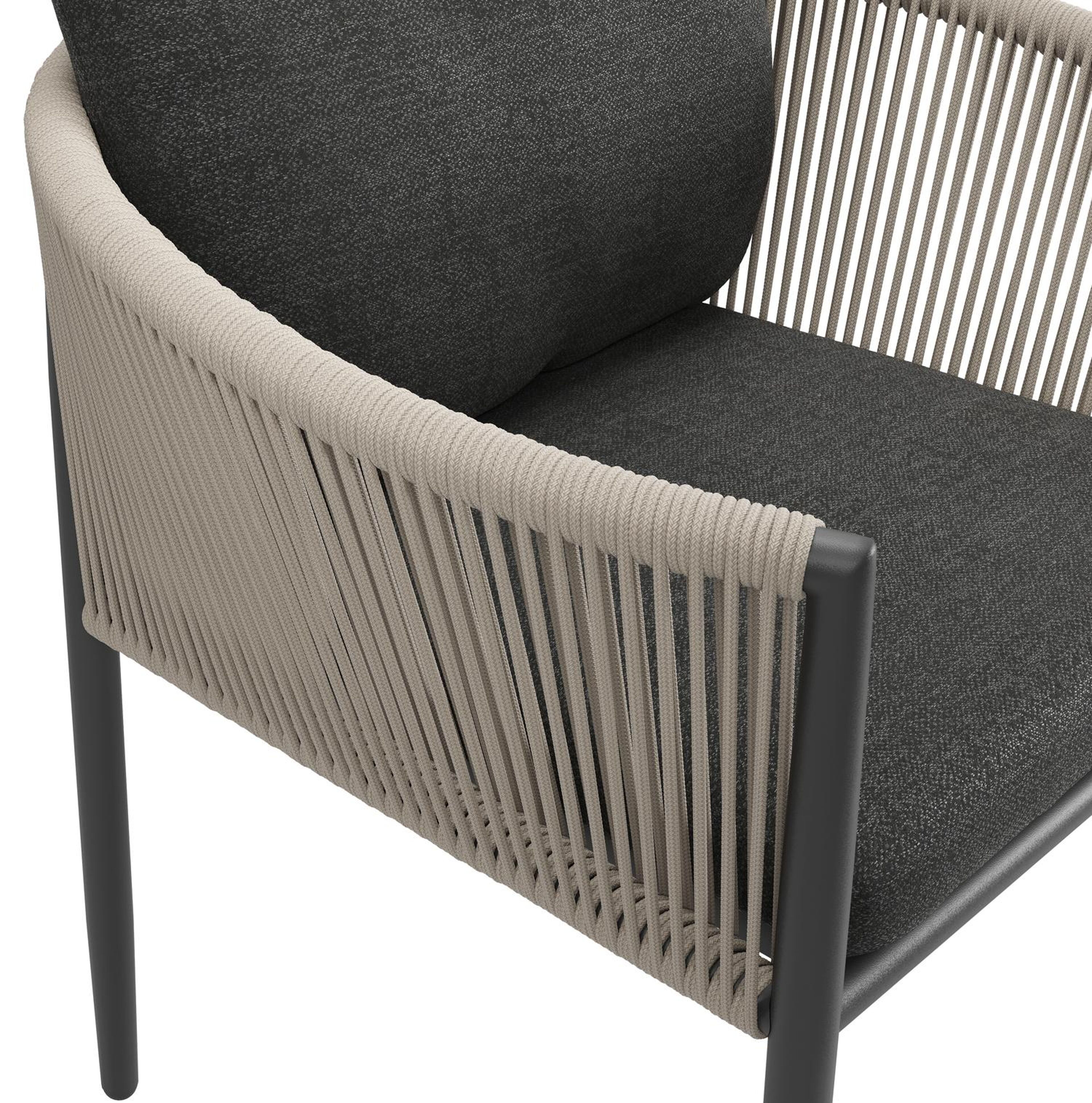 Organo tuinstoel in zwart aluminium en zwart verticaal geweven ronde rope met stoelkussen in All Weather Sunbrella® Luxe Chartres Sooty