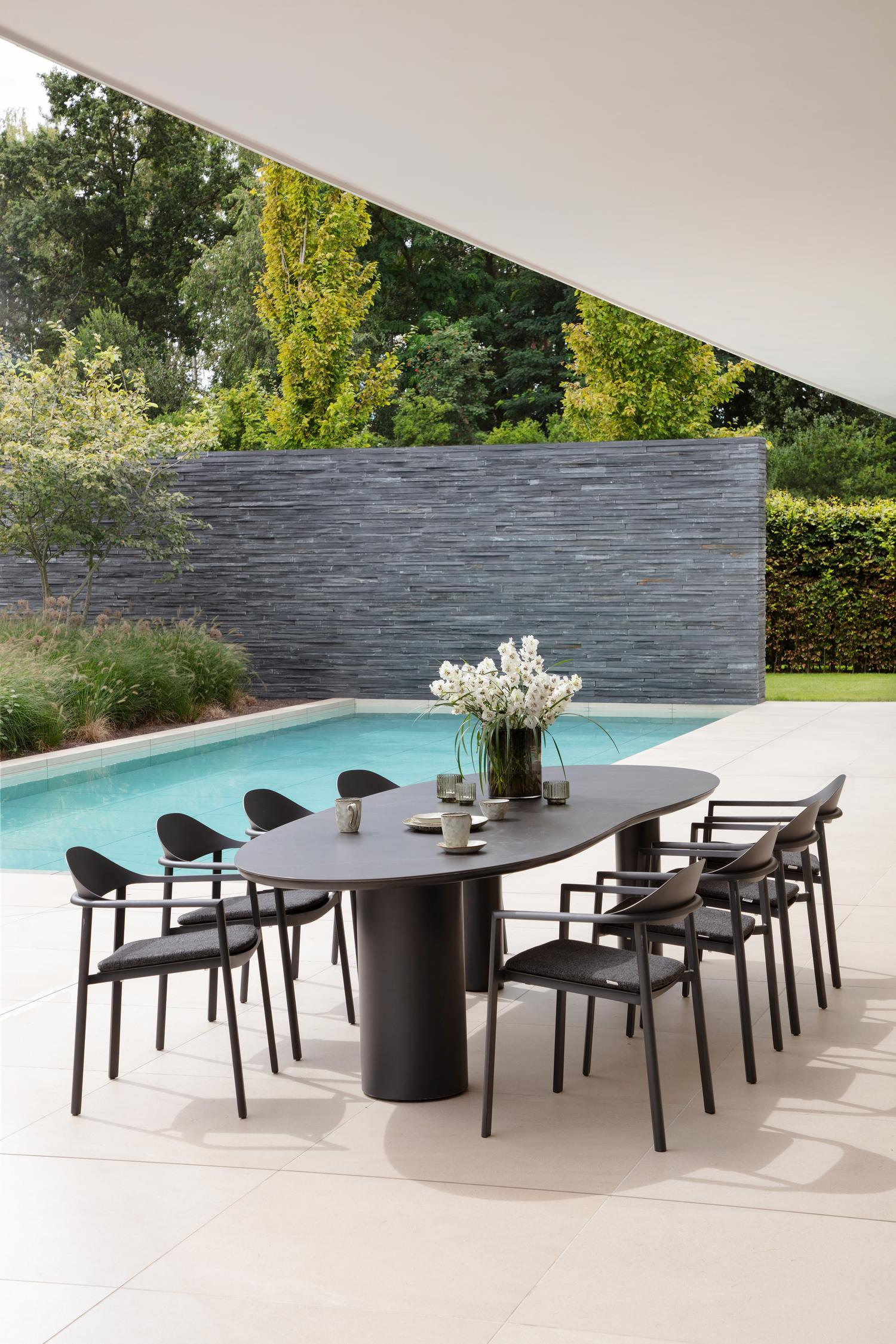 Fano (Piemonte) stapelbare tuinstoel in zwart aluminium