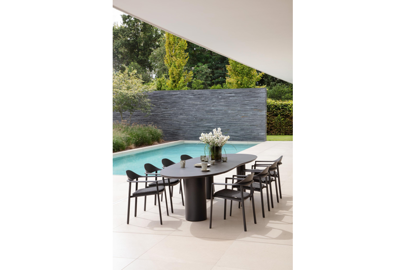 Fano (Piemonte) stapelbare tuinstoel in zwart aluminium