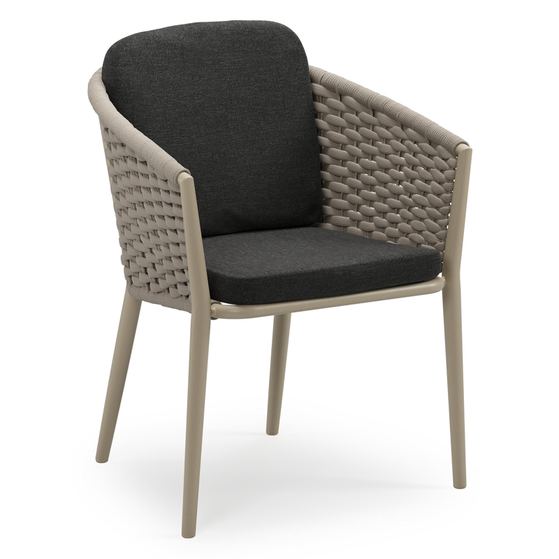 Chaise de jardin empilable Orso en aluminium beige et corde ronde tissée horizontalement beige avec coussin en All Weather Sunbrella® Luxe Chartres Sooty
