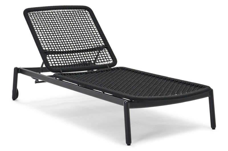 Fano verstelbaar ligbed in zwart aluminium en zwart vierkant geweven ronde rope met savane tornado all weather sunbrella® luxe kussen