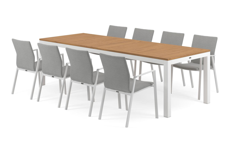 Ensemble de jardin Varese en aluminium blanc avec plateau de table en teck naturel et 8 chaises de jardin empilables Madura