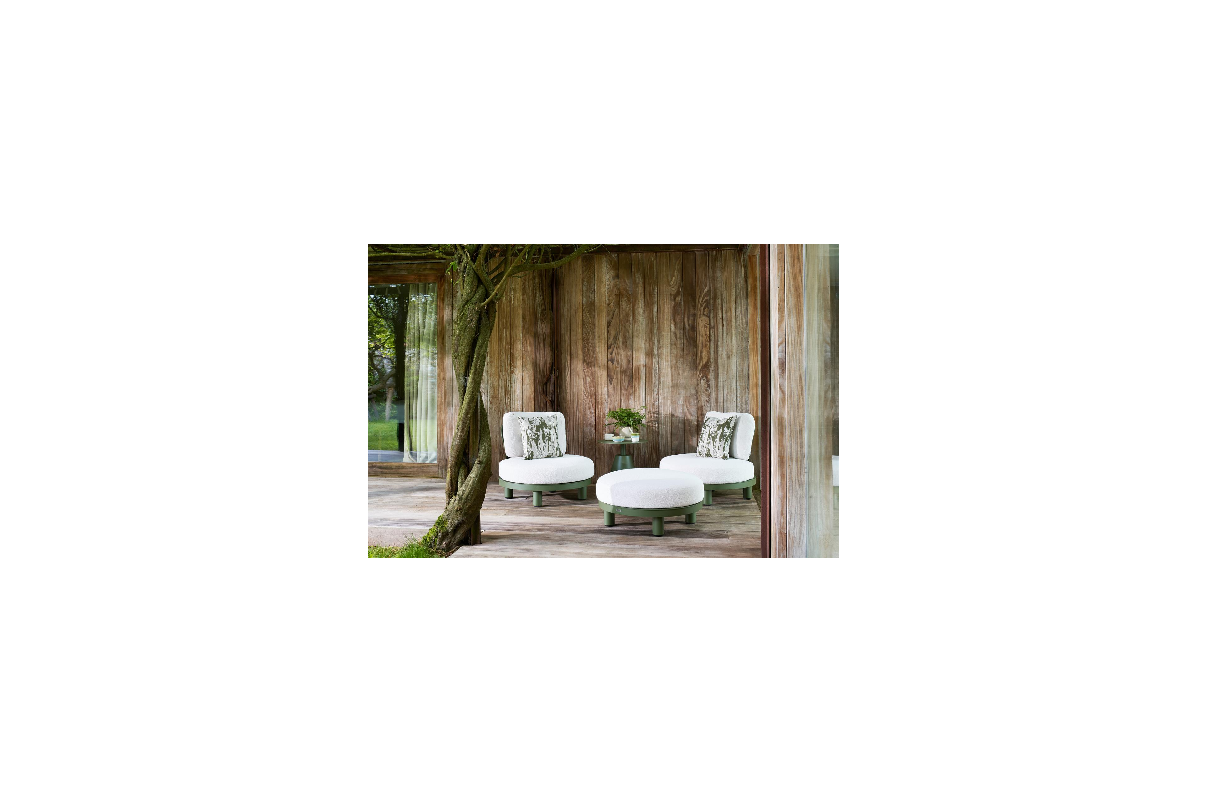 Donato lounge poef in groen aluminium met all weather sunbrella® luxe Heritage Papyrus kussen