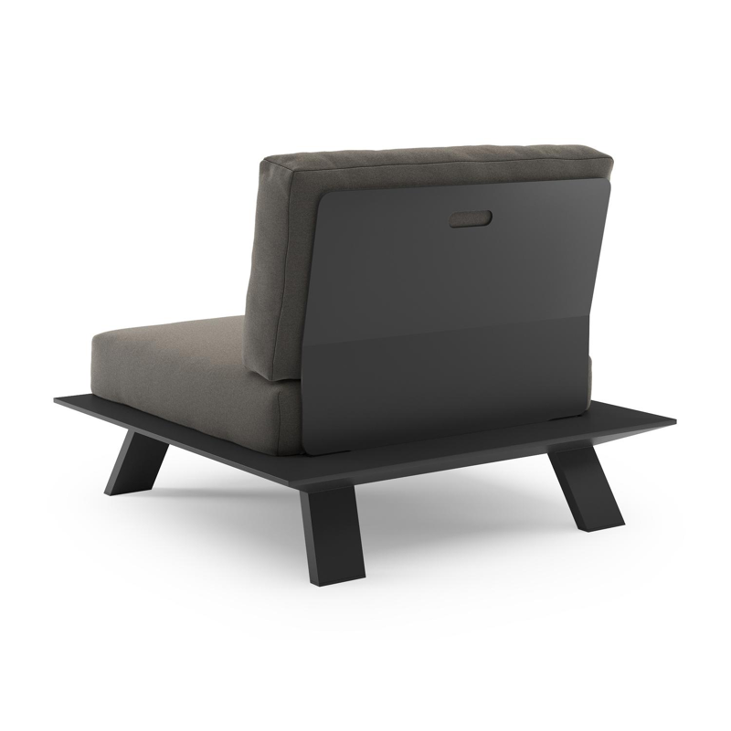 Cesano loungestoel in zwart aluminium met natte dark taupe all weather Sunbrella® luxe kussen