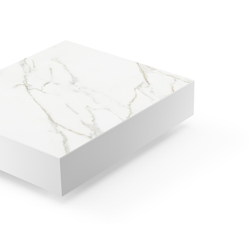 Como loungetafel in wit aluminium en calacatta volkeramiek - L 70 x B 80 x H 20 cm