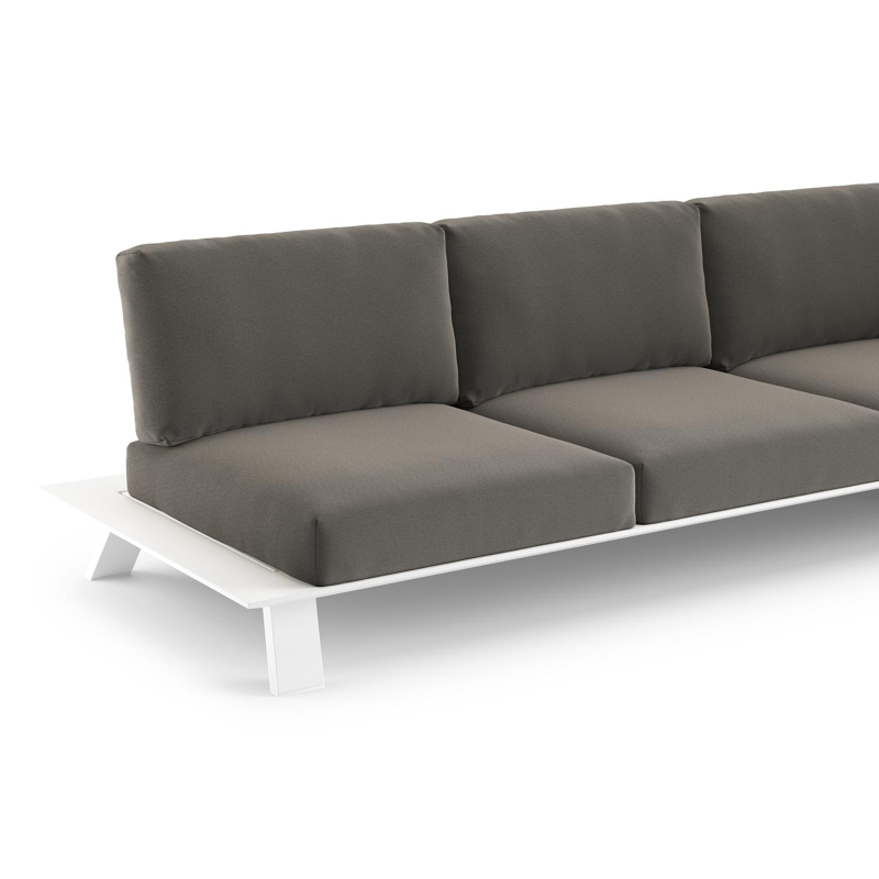 Cesano loungebank in wit aluminium met natte dark taupe all weather Sunbrella® luxe kussen
