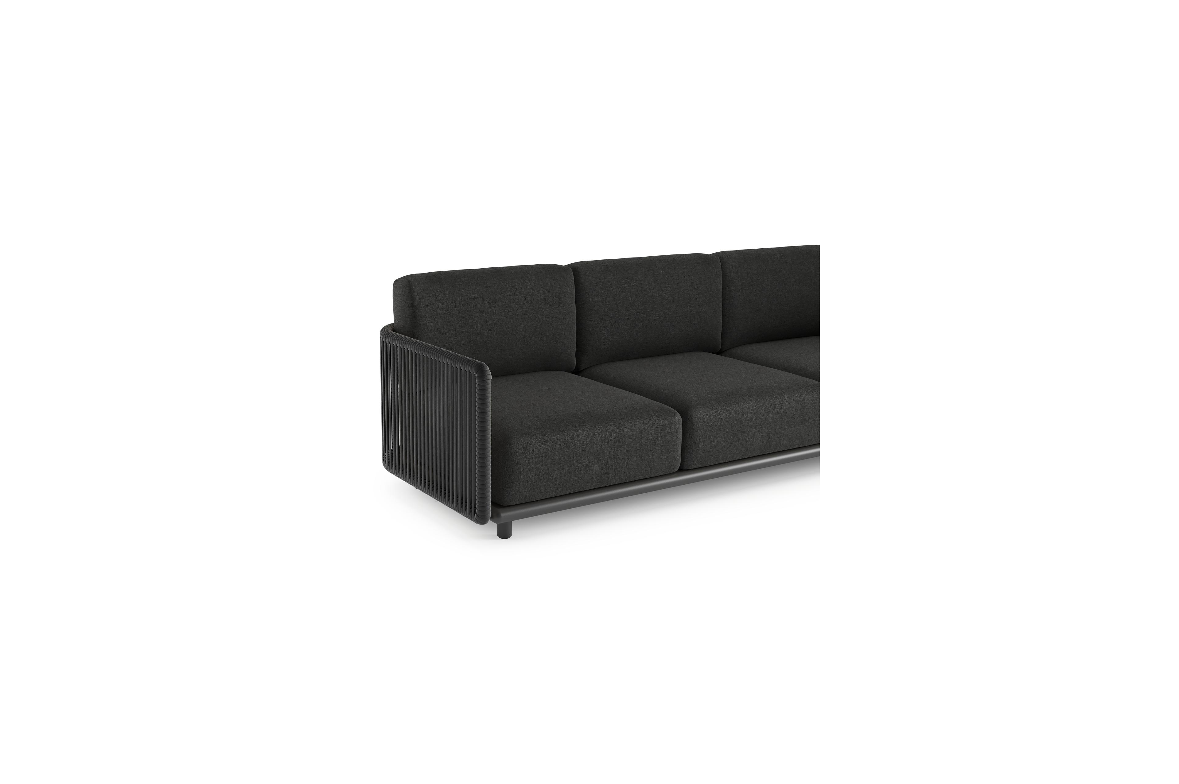 Organo loungehoek in zwart aluminium en zwart verticaal geweven luxe vlakke rope met chartres sooty all weather sunbrella® luxe kussens