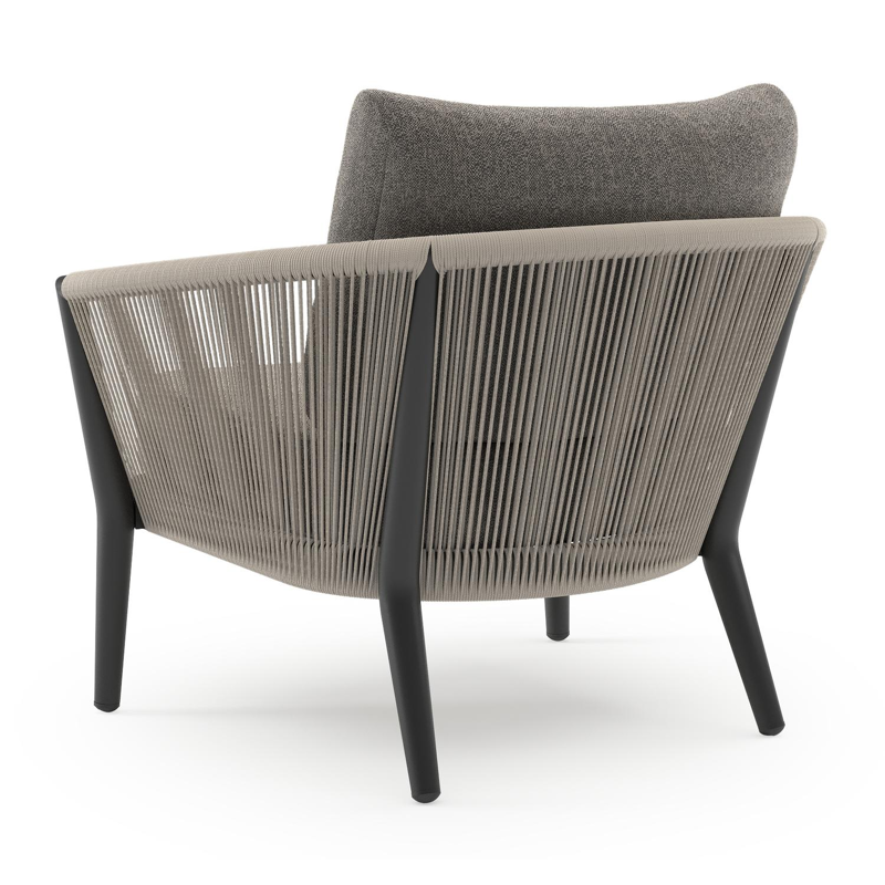 Fauteuil de jardin Orso en aluminium noir en corde ronde tissée verticalement beige et coussins en all weather sunbrella® luxe Chartres Drizzle