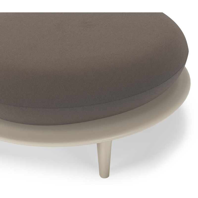 Bomero poef in beige aluminium met natte nature grey all weather sunbrella® luxe kussen