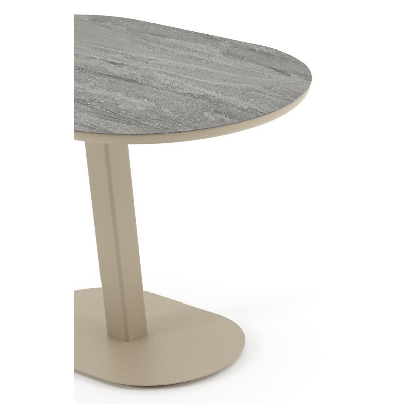 Table de jardin Teramo inclinable bombo en aluminium beige et céramique pleine Aspen Grey - Lg. 110 x Lrg. 70 x Haut. 73.7 cm