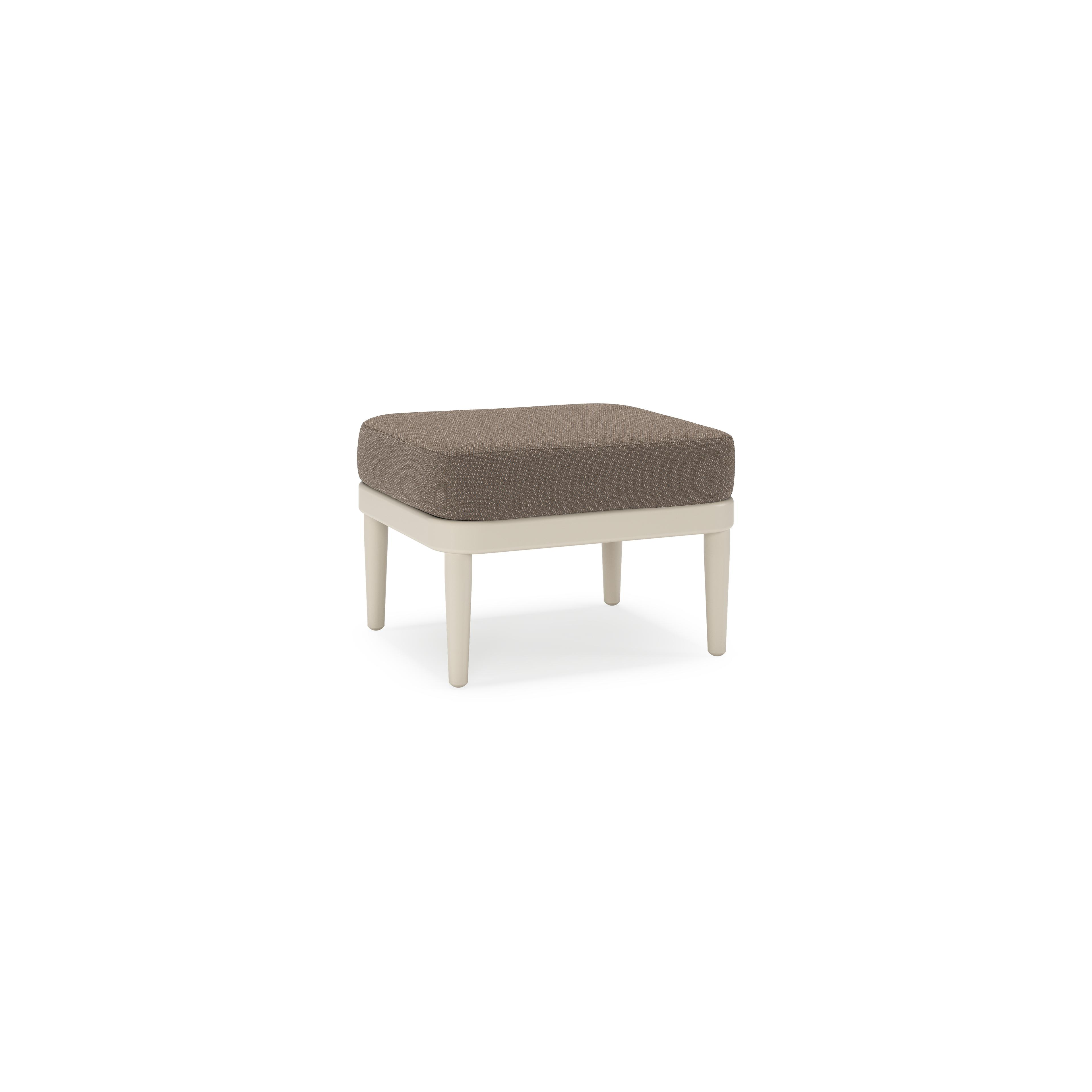 Orso poef in beige aluminium met Lopi Coconut all weather sunbrella® luxe kussen