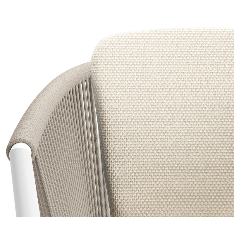 Orso tuinstoel in wit aluminium en beige verticaal geweven ronde rope met zitkussen in All Weather Cosytica Althea Off White