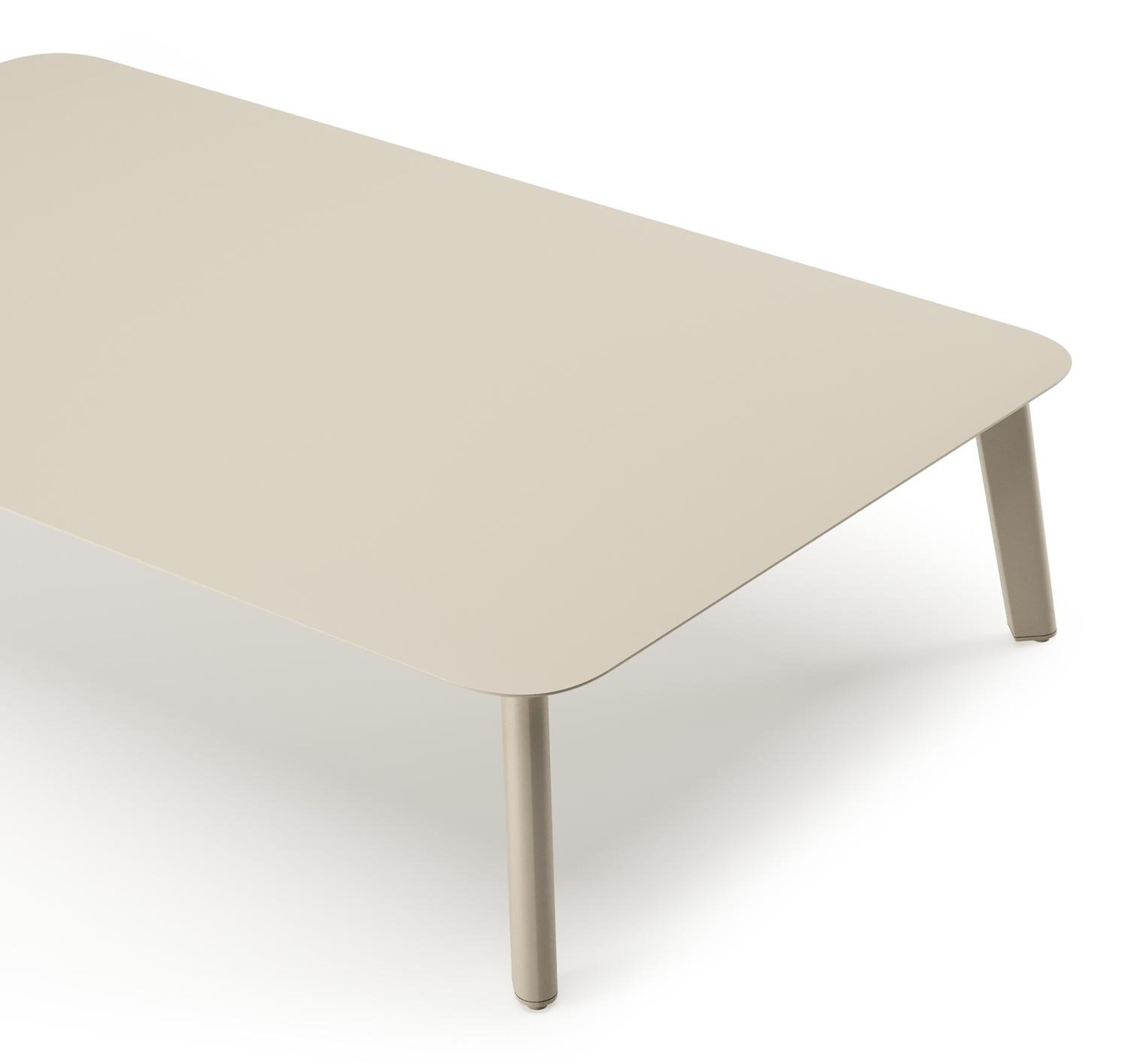 Mosa loungetafel in beige aluminium en aluminium beige - L 140 x B 85 x H 30 cm