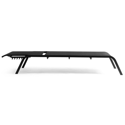Acri verstelbaar ligbed in zwart aluminium met zwart textilene