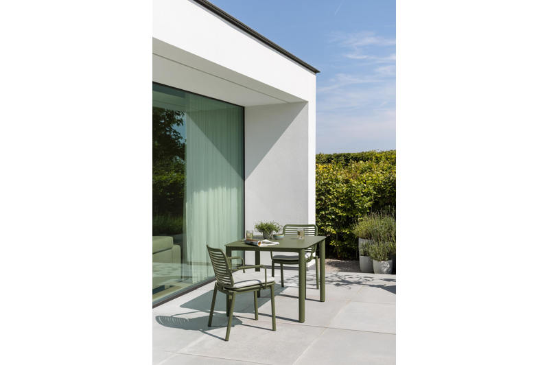 Table de jardin Orso carré arrondi en aluminium vert - Lg. 90 x Lrg. 90 x Haut. 75 cm