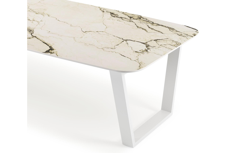 Pagino tuintafel bootvorm in wit aluminium en volkeramiek colorado dunes - L 315 x B 115 x H 73 cm